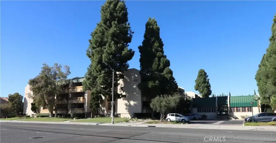 12121 Centralia Street #111, Lakewood, CA 90715 - Image #3