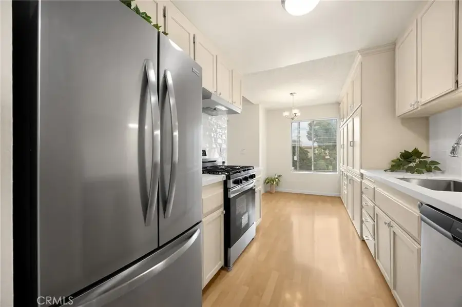 700 W La Veta #I-8, Orange, CA 92868 - Image #3