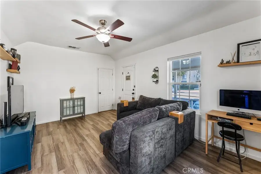 633 S Glassell Street, Orange, CA 92866 - Image #3