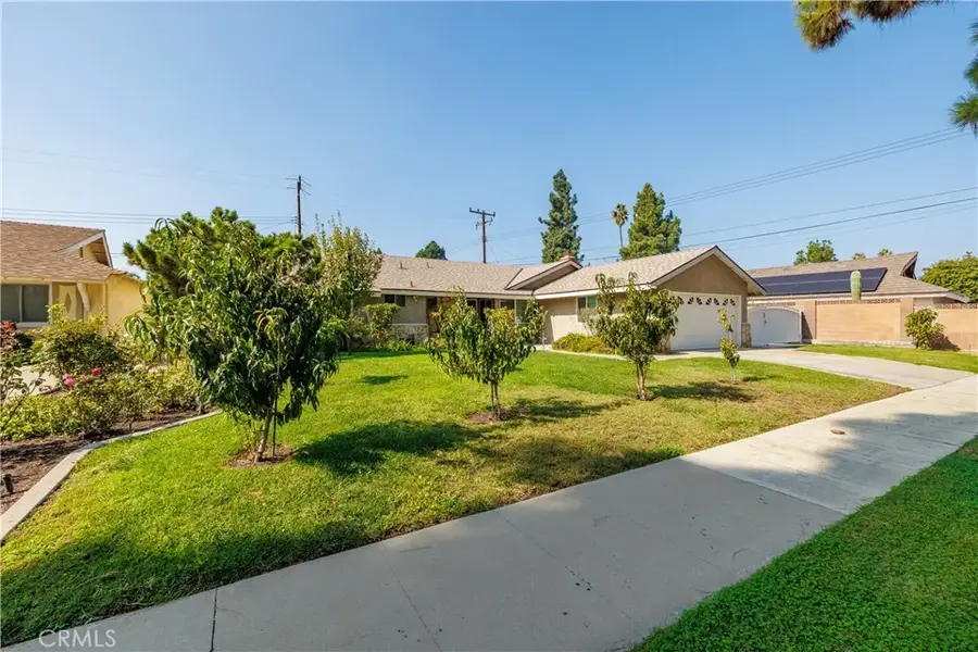 2776 N Beechwood, Orange, CA 92865 - Image #3