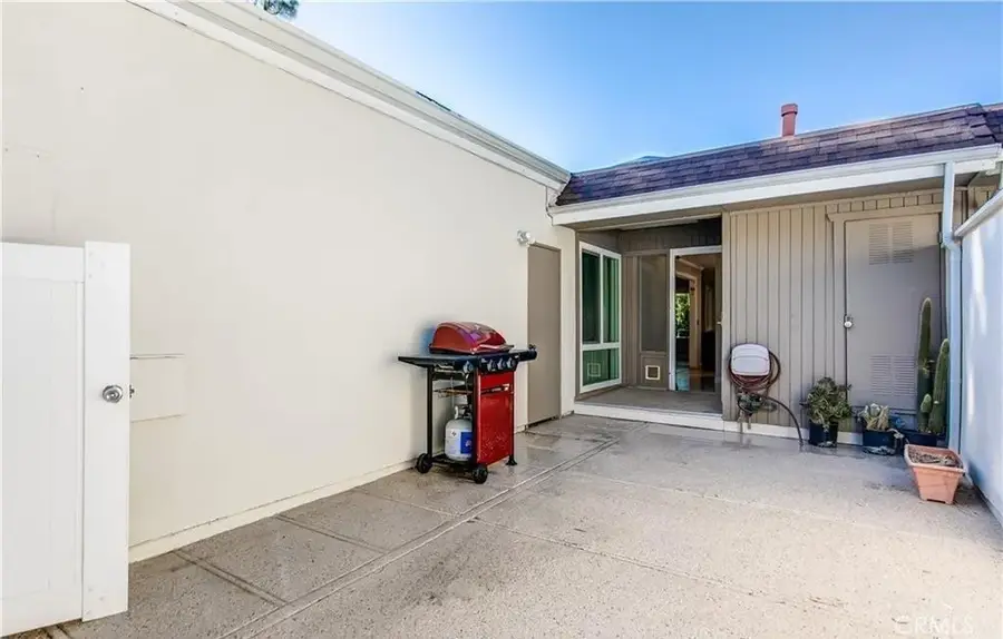 22131 Caminito Vino, Laguna Hills, CA 92653 - Image #3