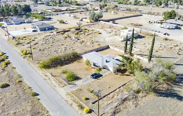 40655 11th West, Palmdale, CA 93551