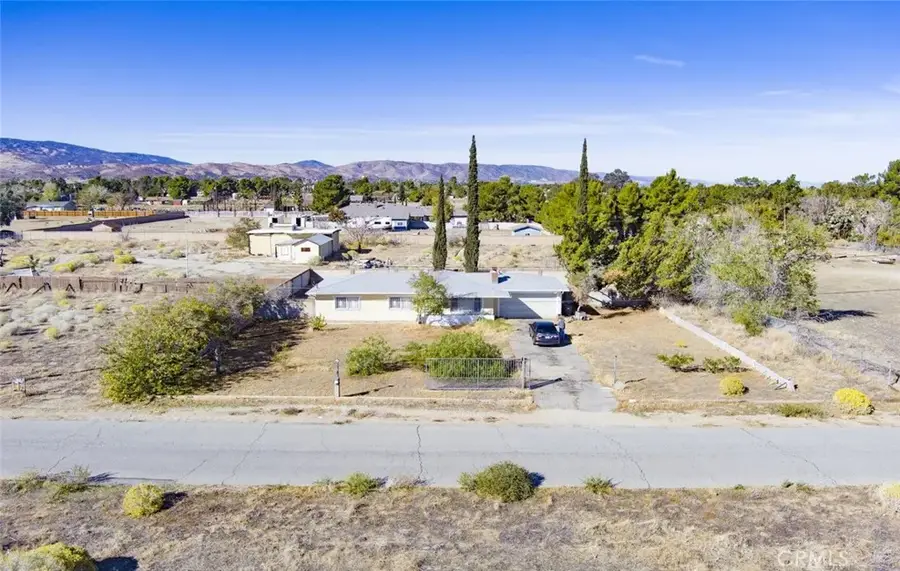 40655 11th West, Palmdale, CA 93551 - Image #2