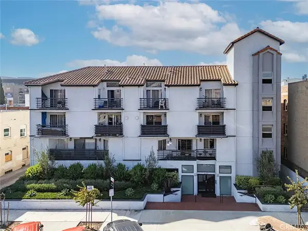 327 Chestnut Avenue #206, Long Beach, CA 90802