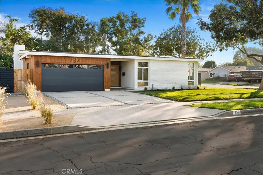 734 W Maplewood, Fullerton, CA 92832 - Image #2