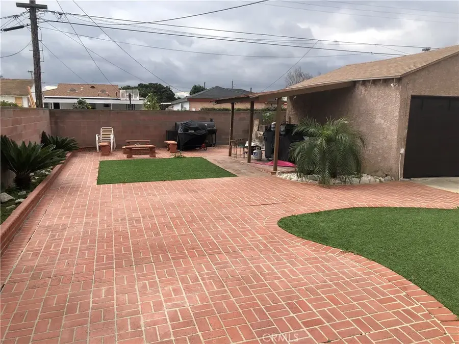 2106 W 152nd, Compton, CA 90220 - Image #2