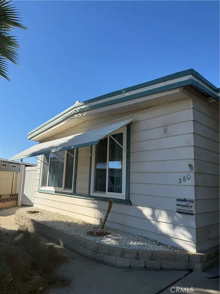 380 Santa Lucia Drive, Hemet, CA 92543 - Image #3