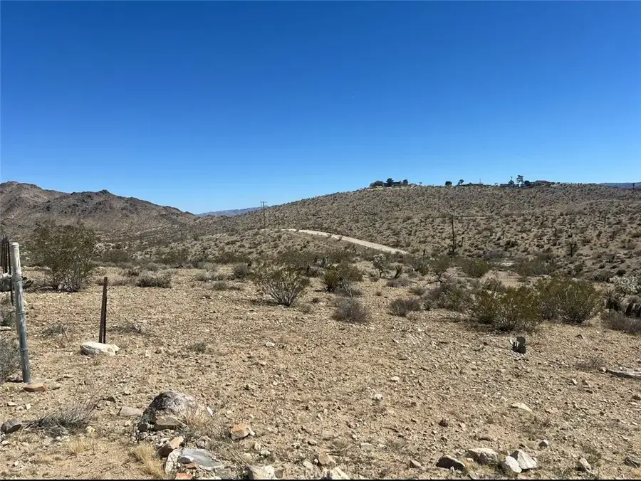 4515 Alta, Yucca Valley, CA 92284 - Image #2