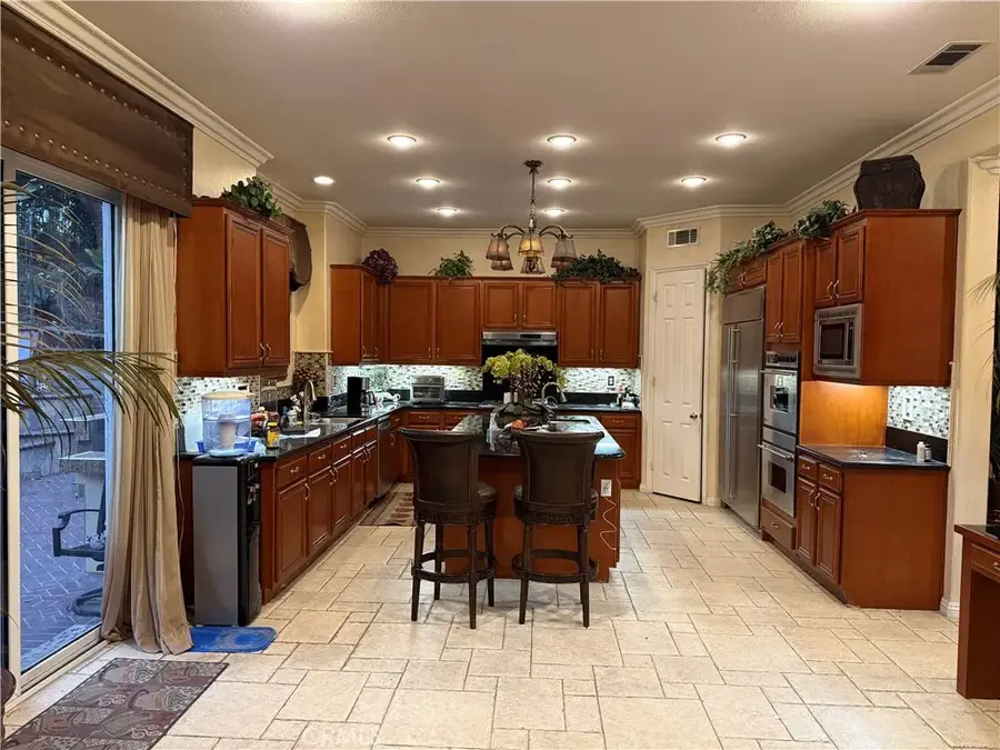 2119 Ridgeview Terrace, Signal Hill, CA 90755 - Image #3