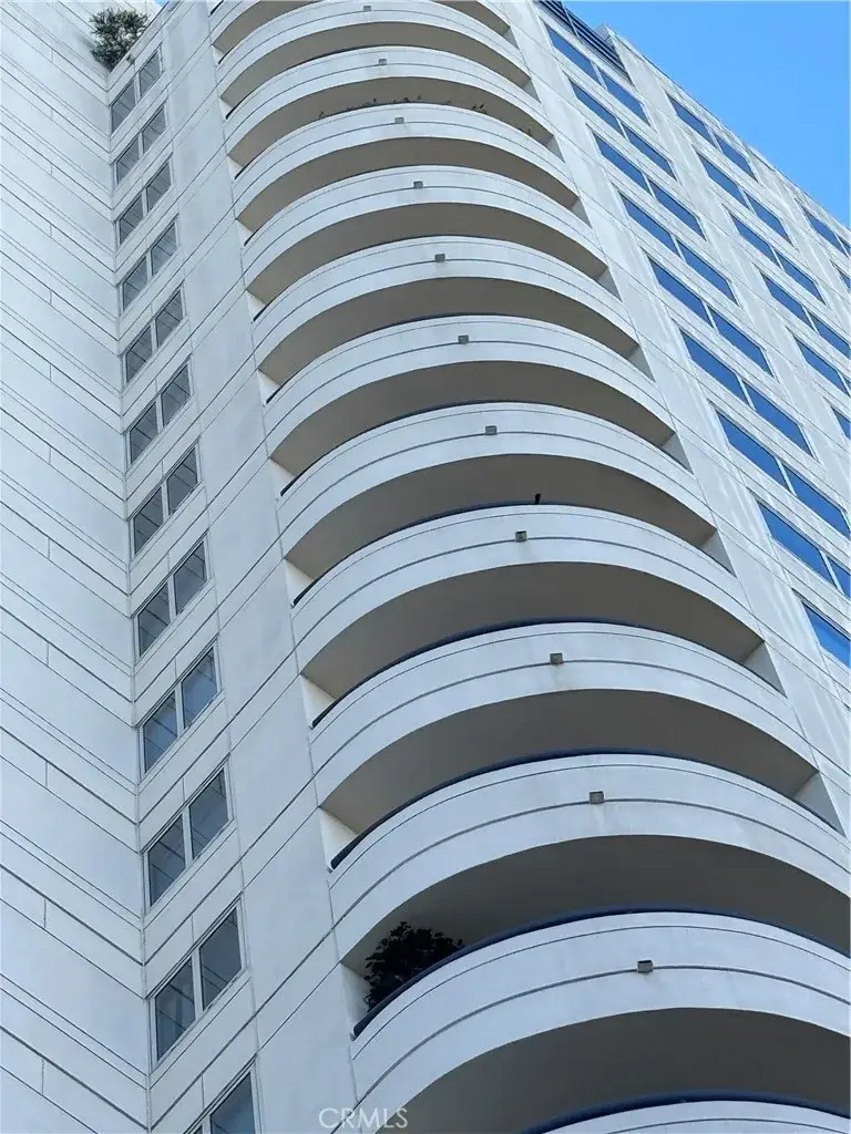 525 E Seaside Way #1801, Long Beach, CA 90802 - Image #3