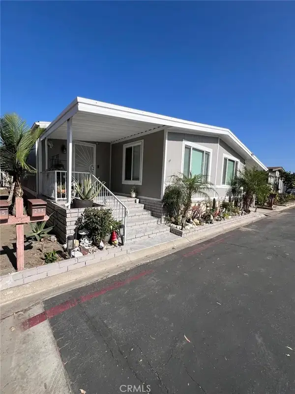 1919 W Coronet #214, Anaheim, CA 92801