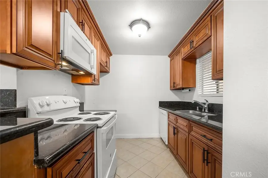 2507 E 15th #204, Long Beach, CA 90804 - Image #3