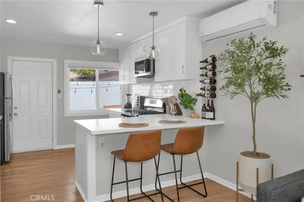 2701 E 17th Street East, Long Beach, CA 90804