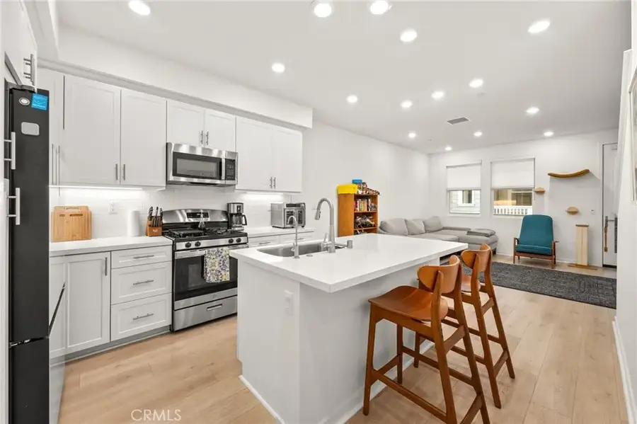 16428 Whittier Blvd #6 #6, Whittier, CA 90603 - Image #2