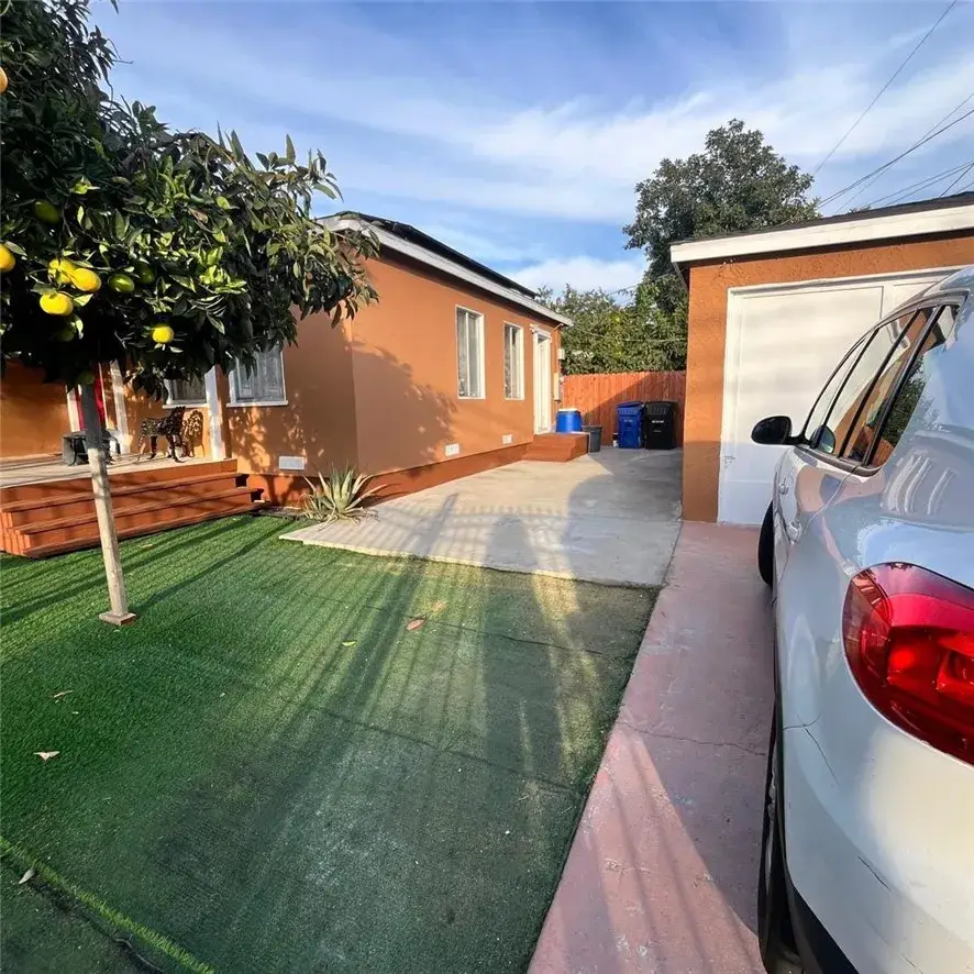 2102 E Lucien, Compton, CA 90222 - #2