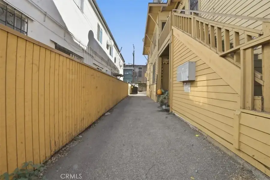 2104 Park Grove, Los Angeles, CA 90007 - Image #3