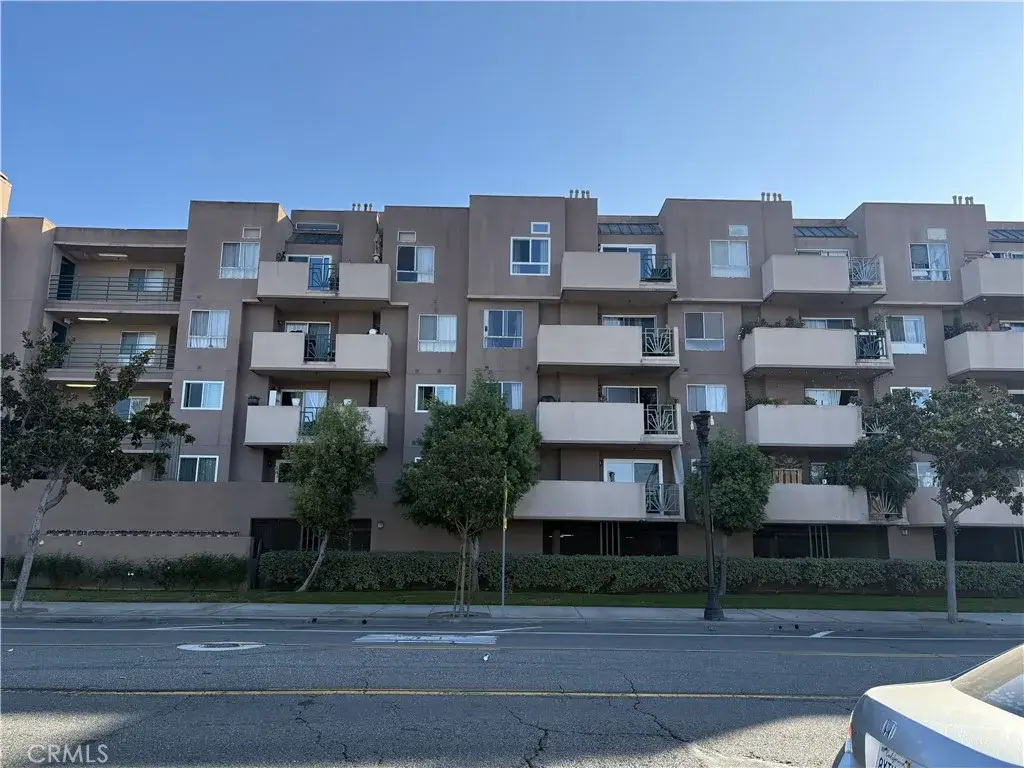 450 E 4th Street #107, Santa Ana, CA 92701 - Image #1