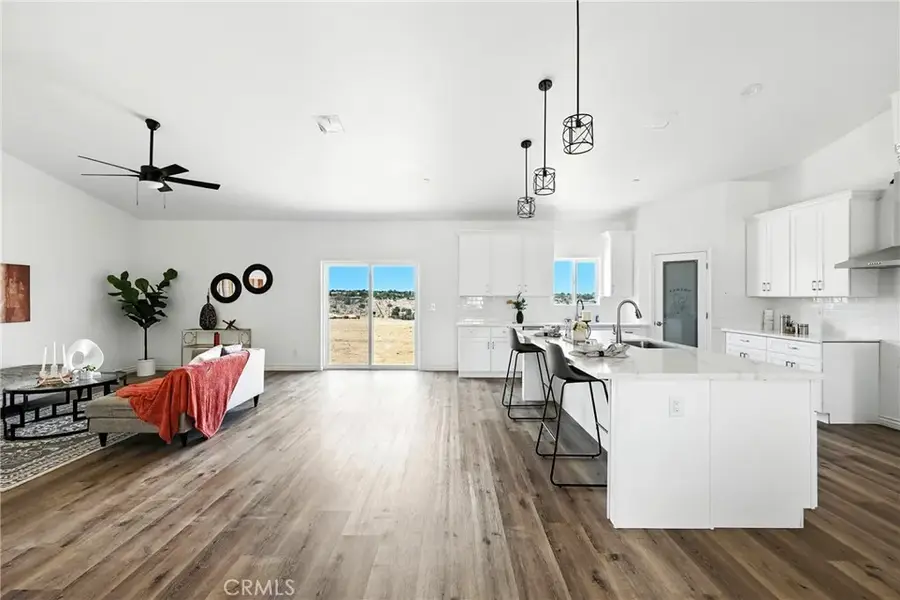 16920 Danbury Ave, Hesperia, CA 92345 - #3