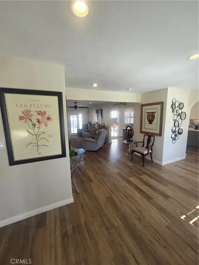 151 121 St Place, Los Angeles, CA 90061 - Image #2