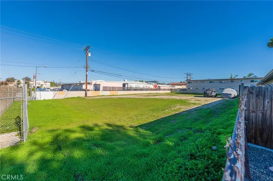 934 N Citron, Anaheim, CA 92805 - Image #2