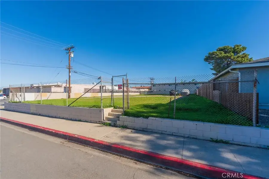 934 N Citron, Anaheim, CA 92805 - Image #3