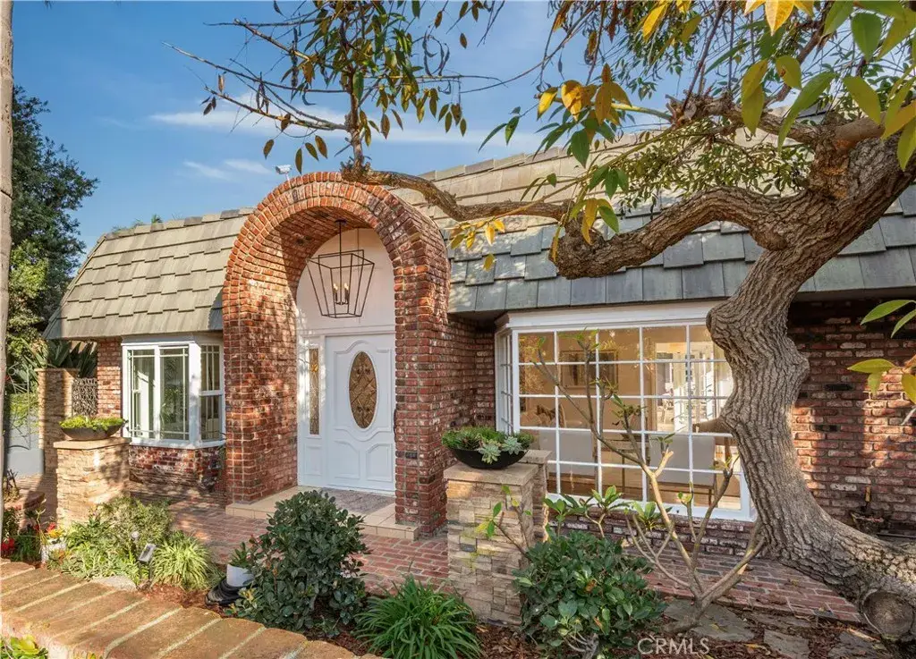 266 Park Avenue, Long Beach, CA 90803 - Image #1