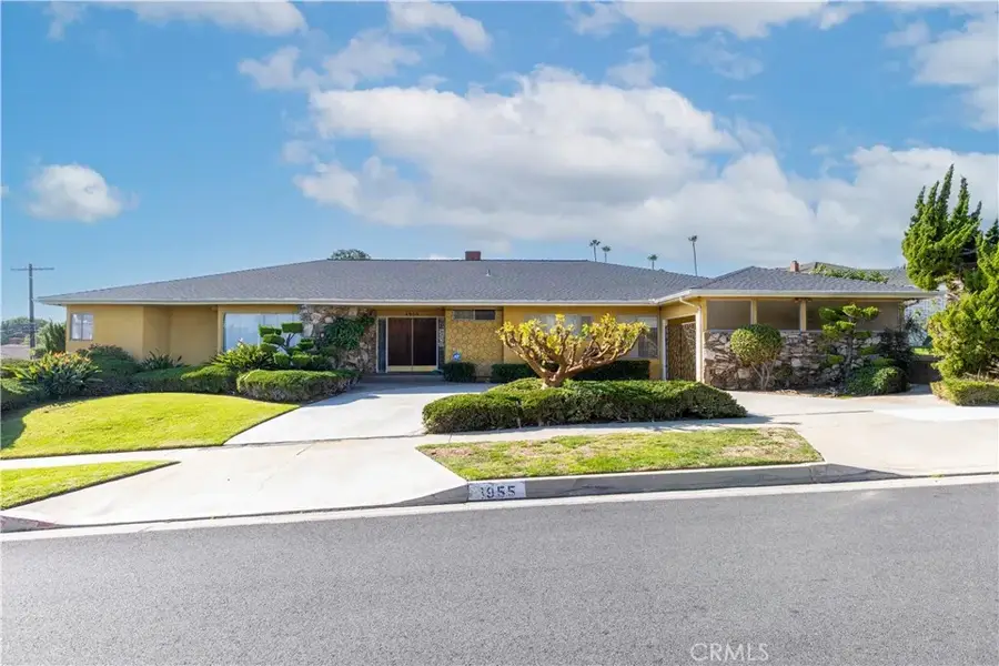 4955 Southridge Avenue, View Park Windsor Hills, CA 90043 - Image #2