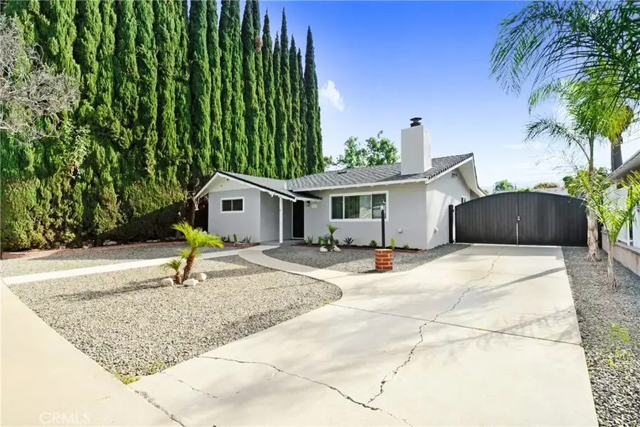 946 W Kendall, Corona, CA 92882 - Image #2