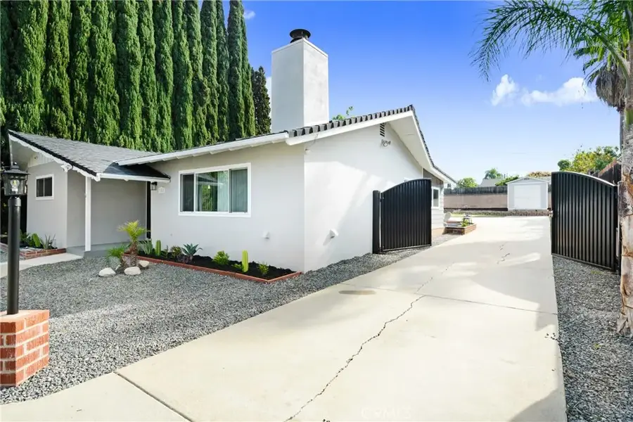 946 W Kendall, Corona, CA 92882 - Image #3