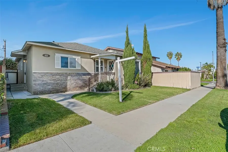 831 Roswell Avenue, Long Beach, CA 90804 - Image #2