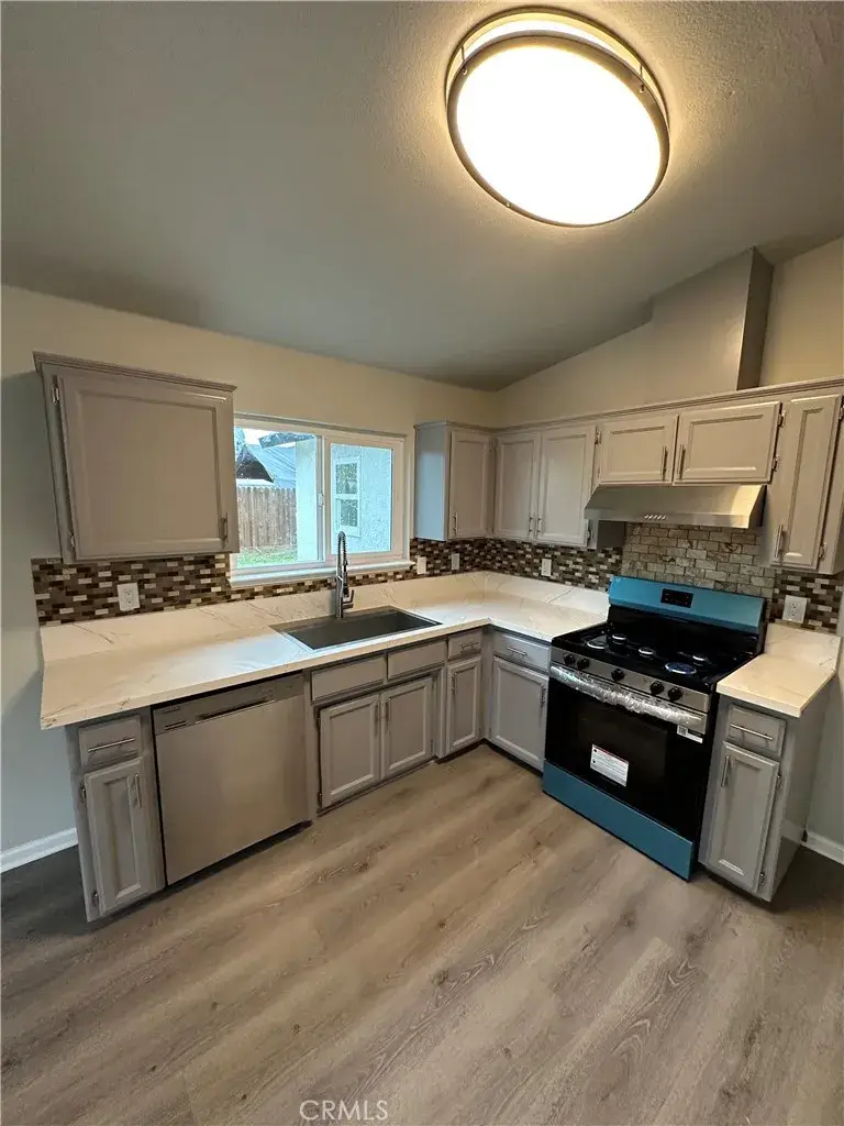 13746 Walker, Armona, CA 93202 - Image #2