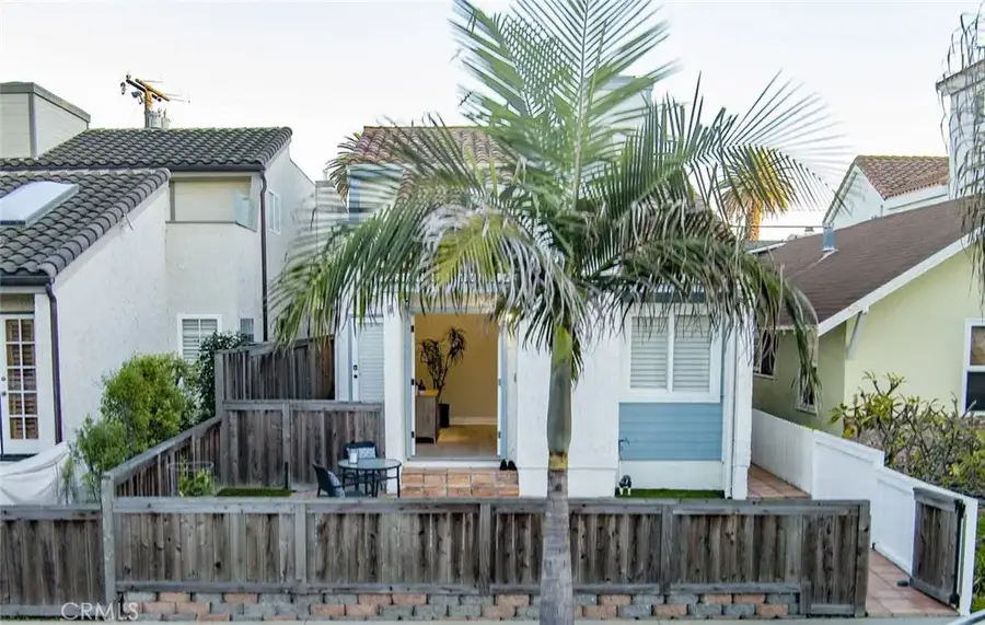 322 12 Th, Huntington Beach, CA 92648 - Image #3
