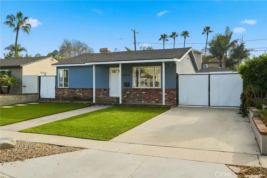 2516 185th, Redondo Beach, CA 90278 - #3