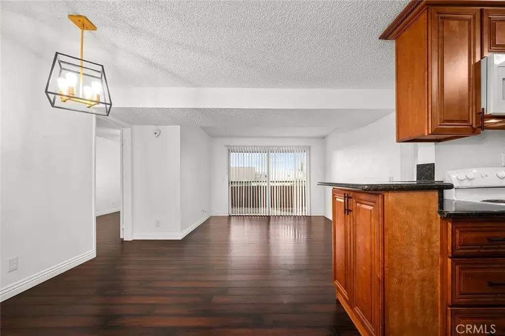 2507 E 15th Street #204, Long Beach, CA 90804 - Image #1