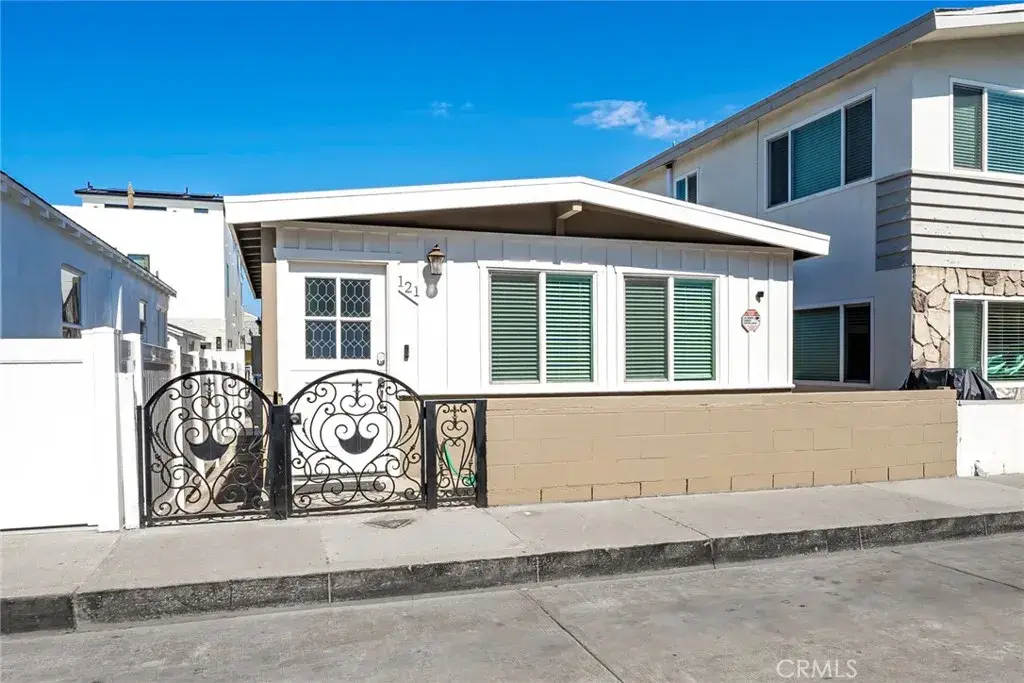 121 25th, Newport Beach, CA 92663 - Image #1