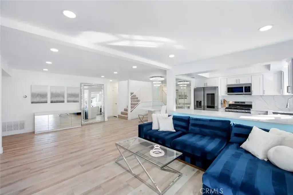 918 Hyde Court, Costa Mesa, CA 92626 - Image #1