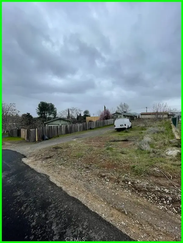 13731 Santa Clara, Clearlake, CA 95422