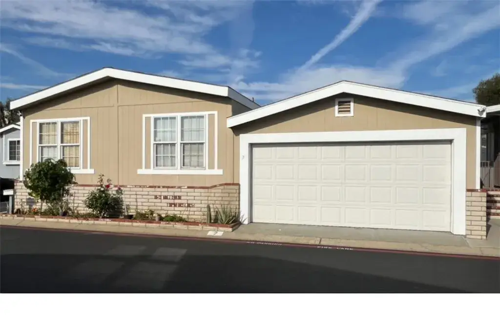 5815 E La Palma #7, Anaheim, CA 92807 - Image #1