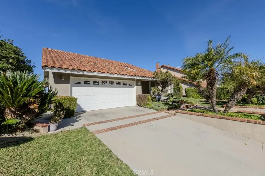 6683 E Leafwood, Anaheim Hills, CA 92807 - Image #2