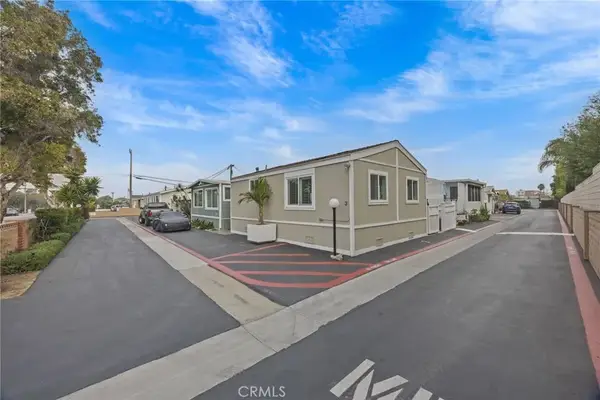 1660 Whittier #3, Costa Mesa, CA 92627