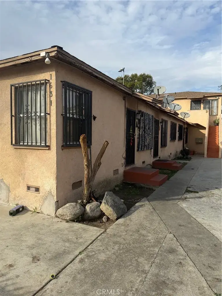 1631 E Saunders, Compton, CA 90221 - #1