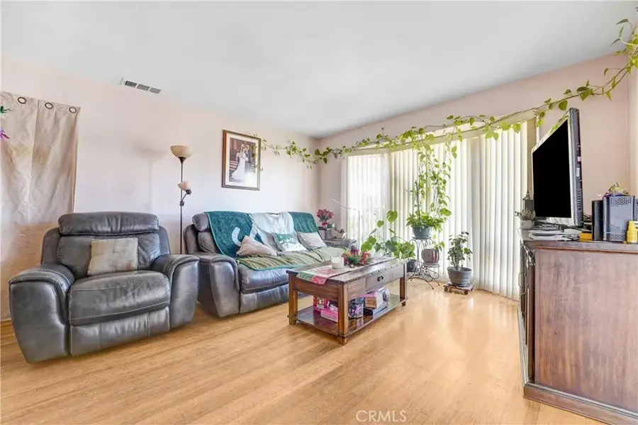 2200 W Hardy, Inglewood, CA 90305 - Image #2