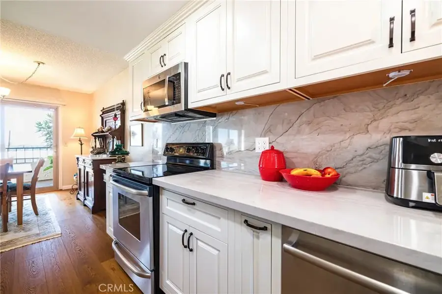 2125 Temple, Signal Hill, CA 90755 - Image #2