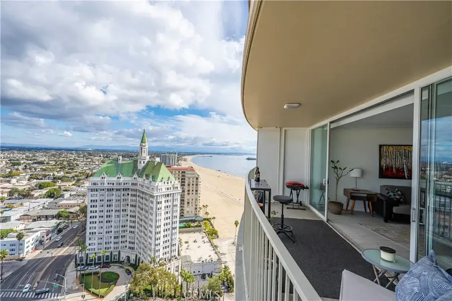 700 E Ocean Boulevard #3003, Long Beach, CA 90802 - Image #3