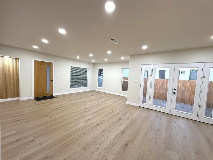 1207 S Van Ness, Santa Ana, CA 92707 - Image #3