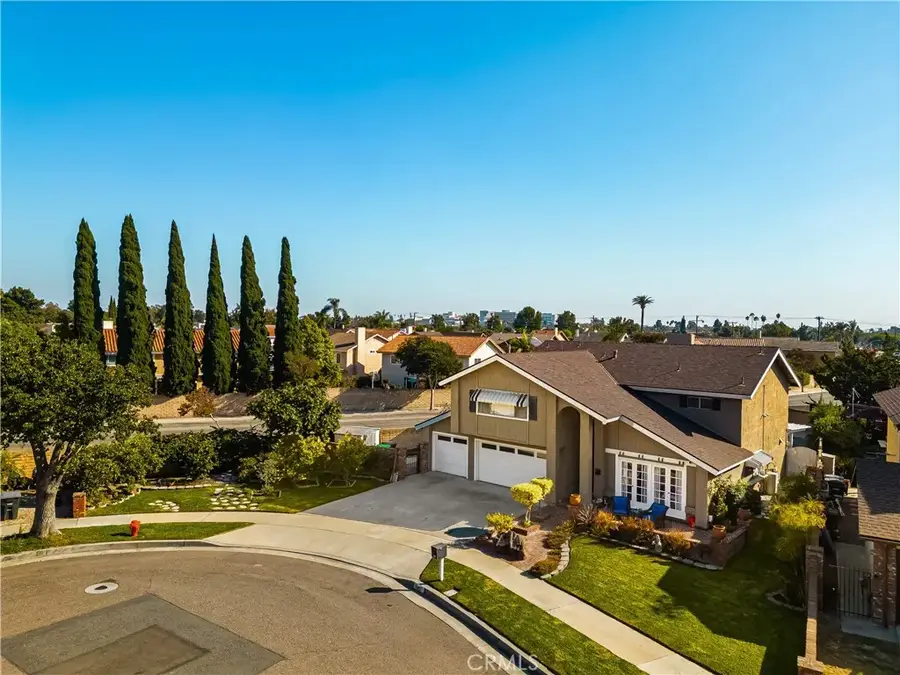 2042 W Beverly Drive, Orange, CA 92868 - #2