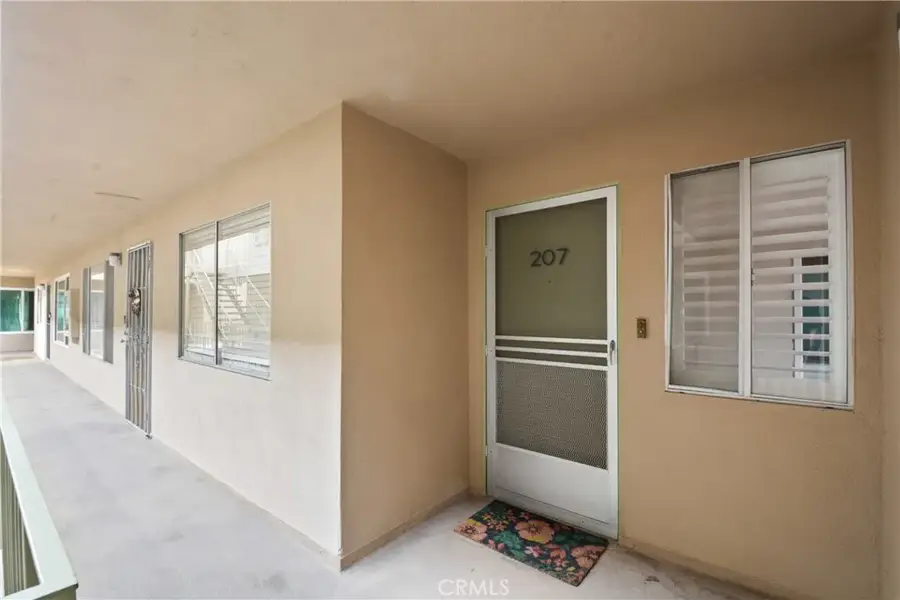 345 Wisconsin #207, Long Beach, CA 90814 - Image #2
