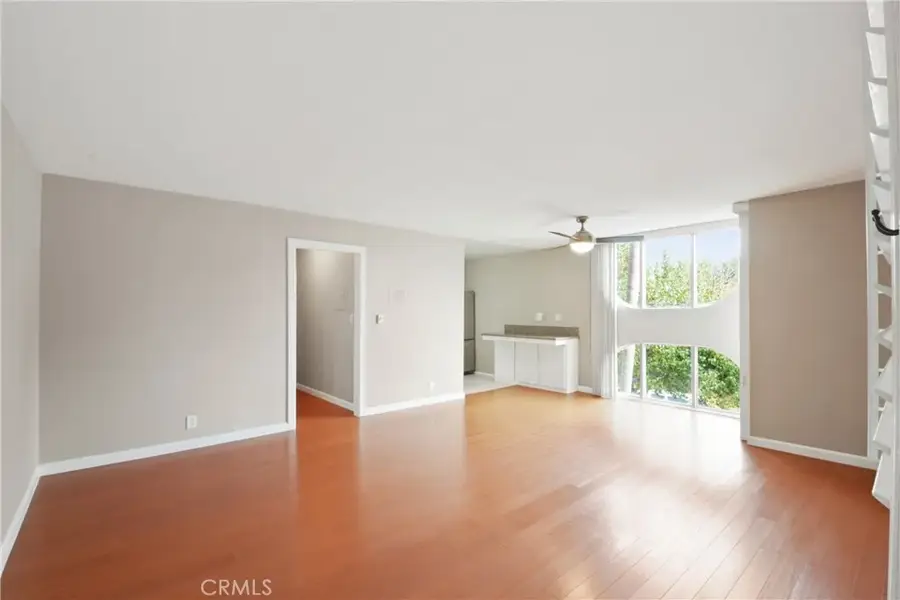 345 Wisconsin #207, Long Beach, CA 90814 - Image #3