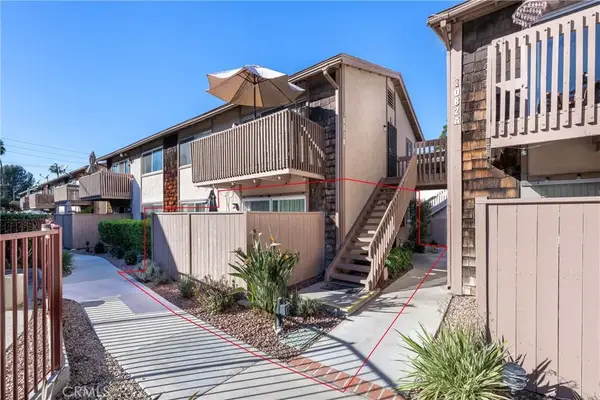 1082 Cabrillo Park #A, Santa Ana, CA 92701