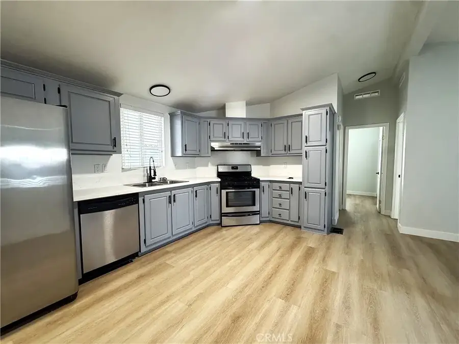 19127 Pioneer #32, Artesia, CA 90701 - #2